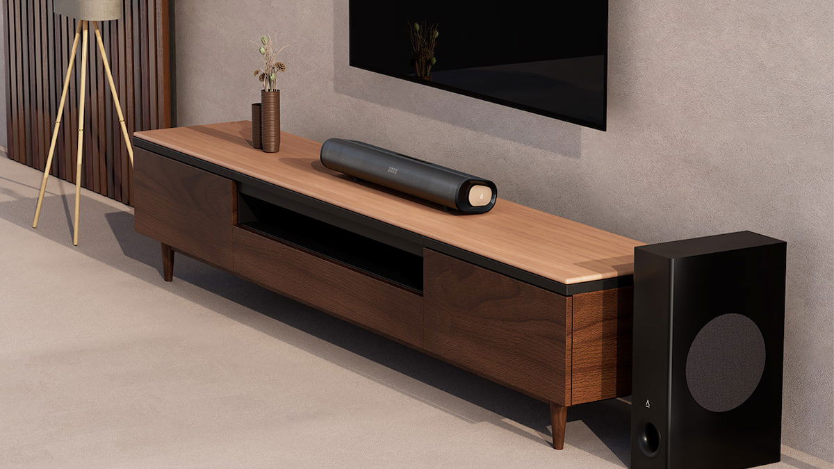 Creative lanza una barra de sonido pensada para jugones, streamers… ¡y para quien no tiene mucho espacio!