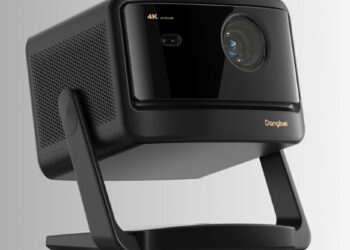 ¿Buscas un proyector 4K que no te complique la vida? Este nuevo modelo de Dangbei lo tiene TODO