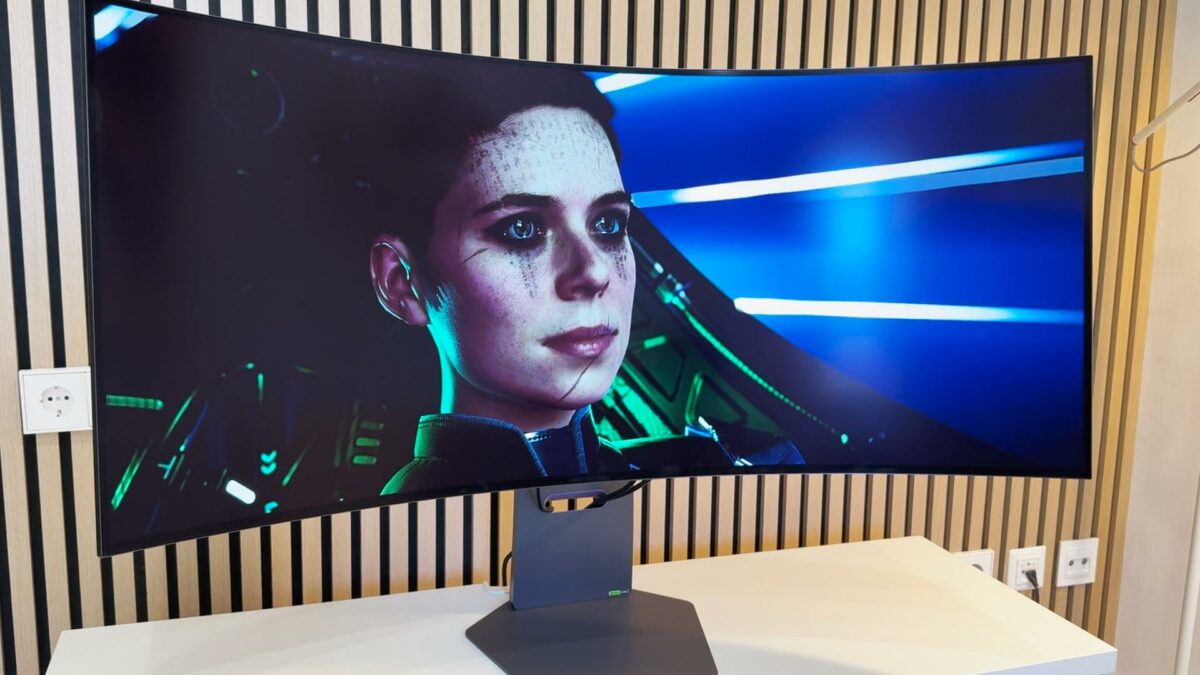 El impresionante monitor LG UltraGear GX950A de 45″ y OLED MLA+ baja su precio con este ofertón