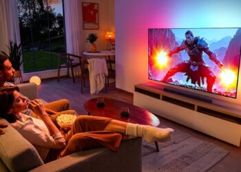 Philips OLED769 de 77 pulgadas, un televisor con panel OLED y Ambilight, de ofertaza por poco más de 1400 euros