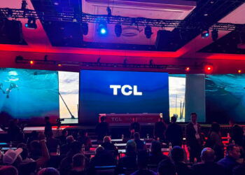 TCL apuesta todo al rojo y comienza la fabricación en masa de paneles OLED RGB