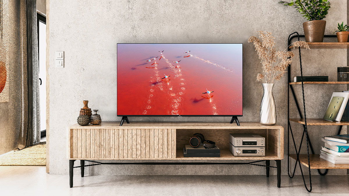 TCL SF560: la nueva gama de televisores con Fire TV, tecnología QLED, HDR10 y Freely