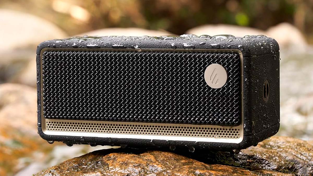 Diseño llamativo y resistencia a precio de ganga: el altavoz Bluetooth Edifier ES60 por 93 euros
