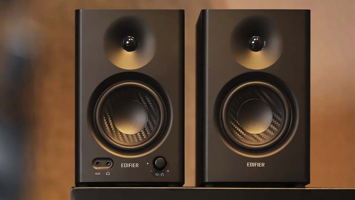Gran oferta por los Edifier MR4, uno de los mejores altavoces pequeños para el escritorio