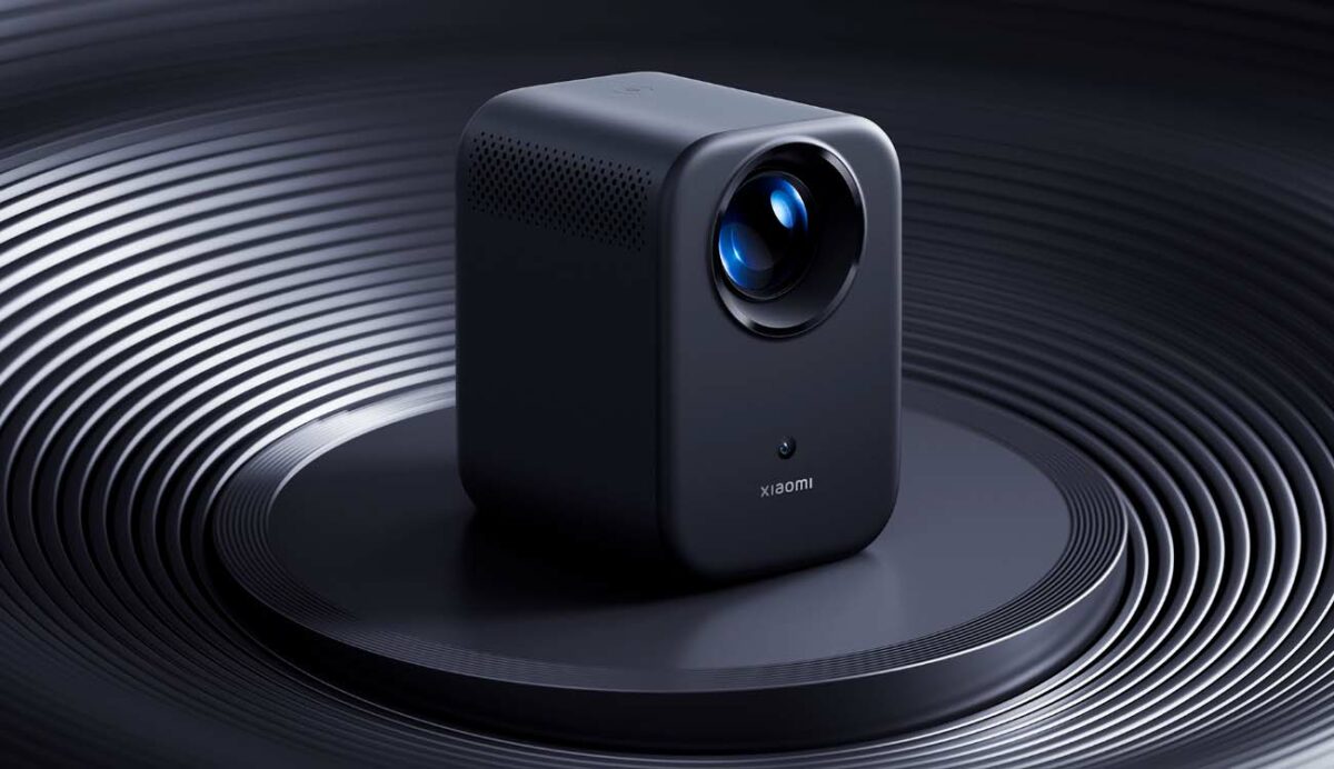 Disfruta al máximo de las series en verano: hazte con el Xiaomi Smart Projector L1 con un ofertón
