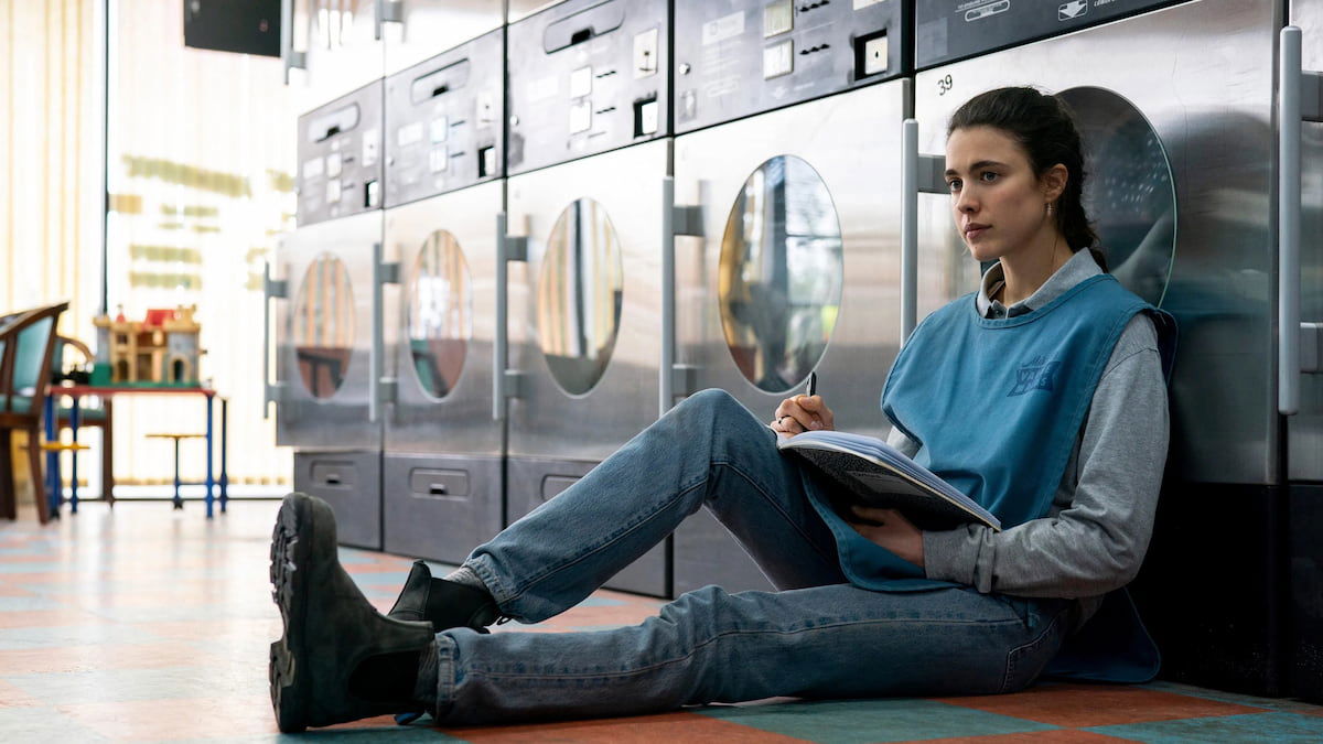Antes de arrasar con ‘La Sustancia’, Margaret Qualley ofreció su mejor versión en esta miniserie que tienes en Netflix