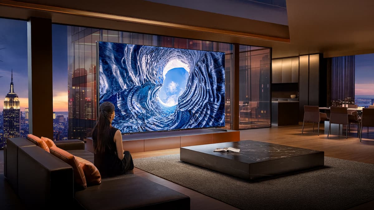 Hisense 116UX y 110UX: los televisores RGB MiniLED más titánicos de Hisense se ponen a la venta