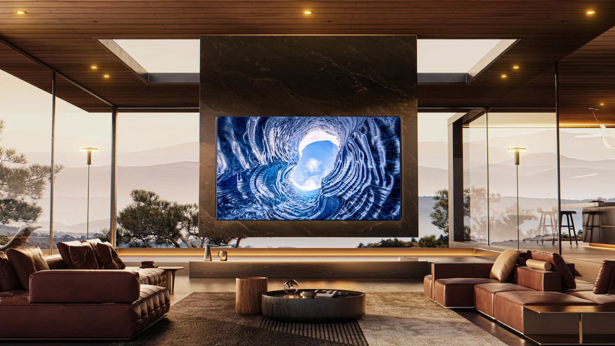 Hisense 100UX vs 116UX: en qué se diferencian estos colosos televisores RGB MiniLED