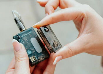 iFi Go Blu Air, un mini DAC que te permite llevar audio Hi-Res en tu bolsillo