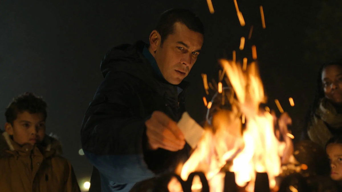 Mario Casas da lo mejor de sí en ‘Muy lejos’, su última película que ya se puede ver en streaming