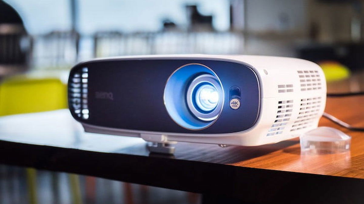 Así funciona el Pixel Shift: la tecnología que “fabrica” 4K en proyectores
