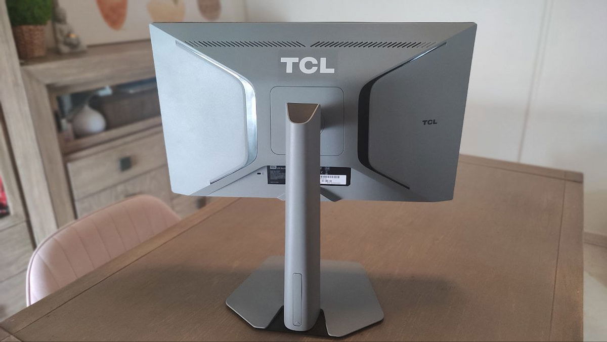 Review TCL 25G64