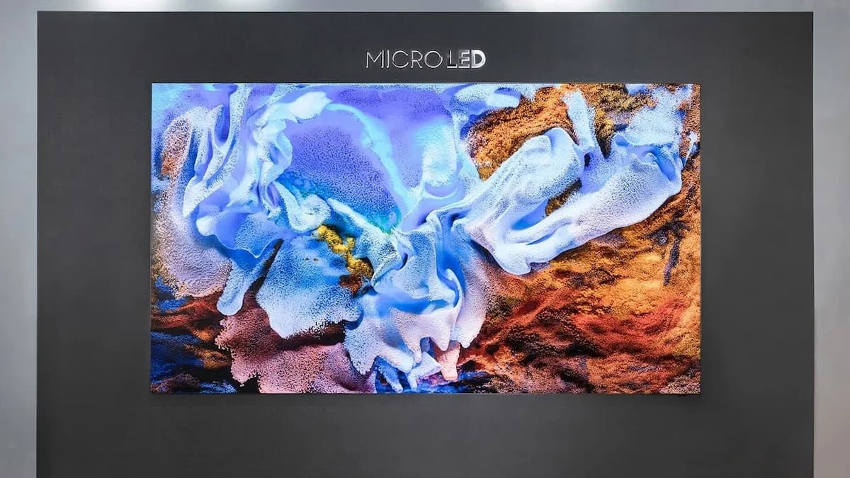 La nueva bestia de Visionox: el televisor MicroLED más grande del mundo con 135 pulgadas