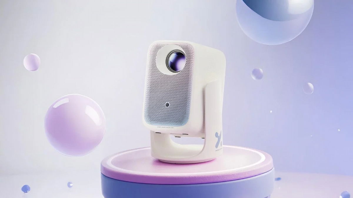 Xming Q6 Neo: el proyector portátil con brazo doble, HDR10+ y precio rompedor