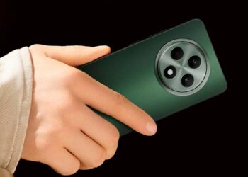 Trasera del OPPO Reno12 FS 5G