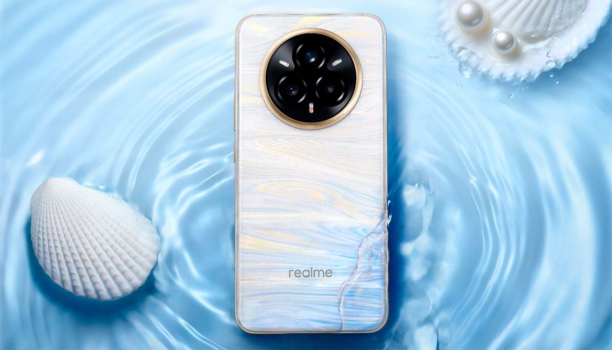 realme 14 Pro Plus sumergido en agua