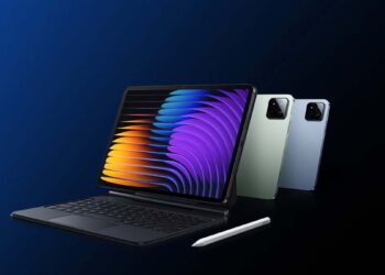 Tablet Xiaomi Pad 7 con fondo azul