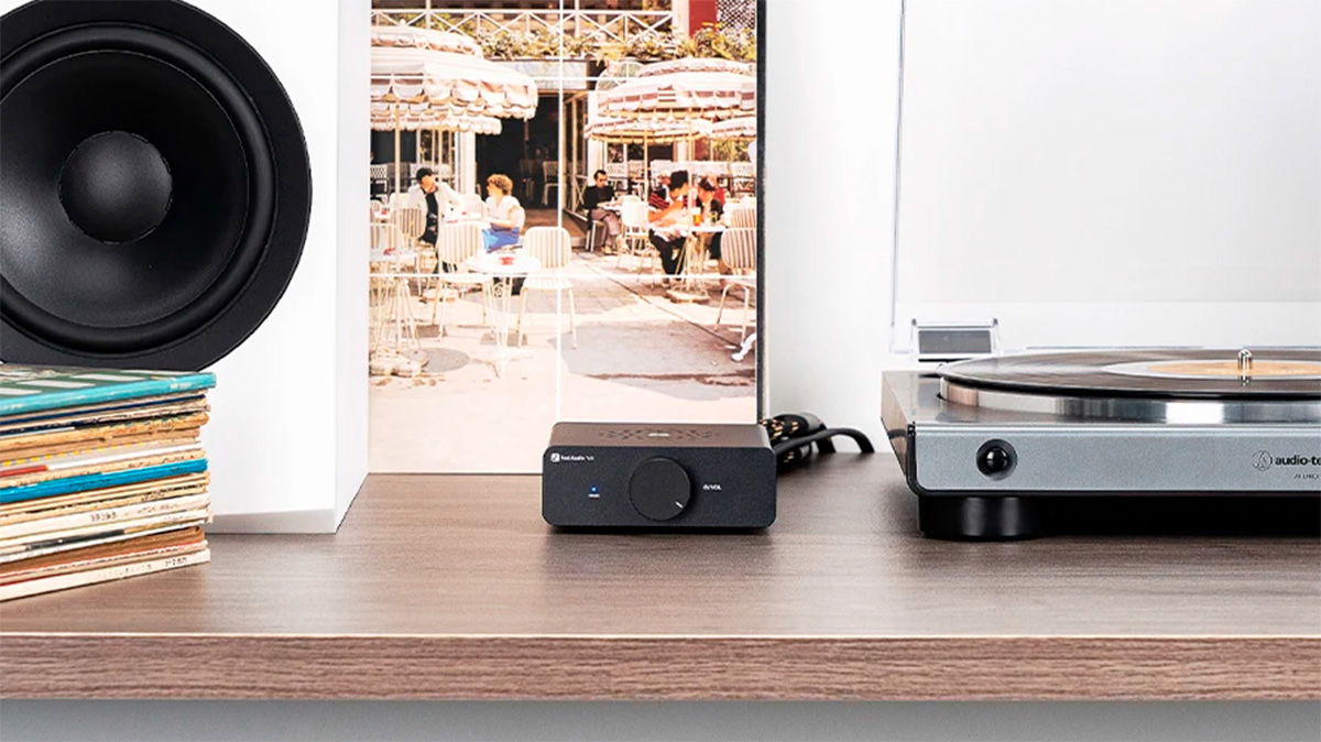 Este amplificador de Fosi Audio por menos de 100 euros es perfecto para alimentar unos altavoces Atmos o un par estéreo