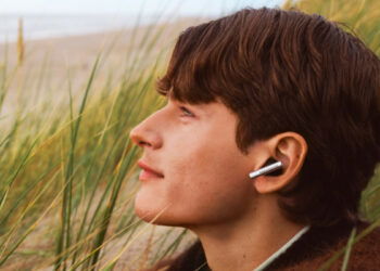 Bang & Olufsen lanza sus nuevos auriculares Beo Grace: lujo absoluto en formato in-ear