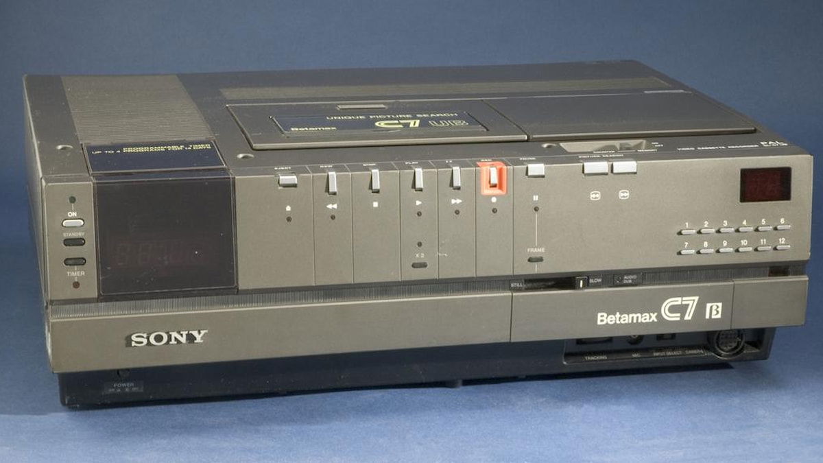 Betamax, VHS y Video 2000: la guerra del vídeo que lo cambió todo