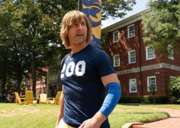 Chad Powers, una nueva comedia deportiva protagonizada por Glen Powell que se estrena hoy en streaming