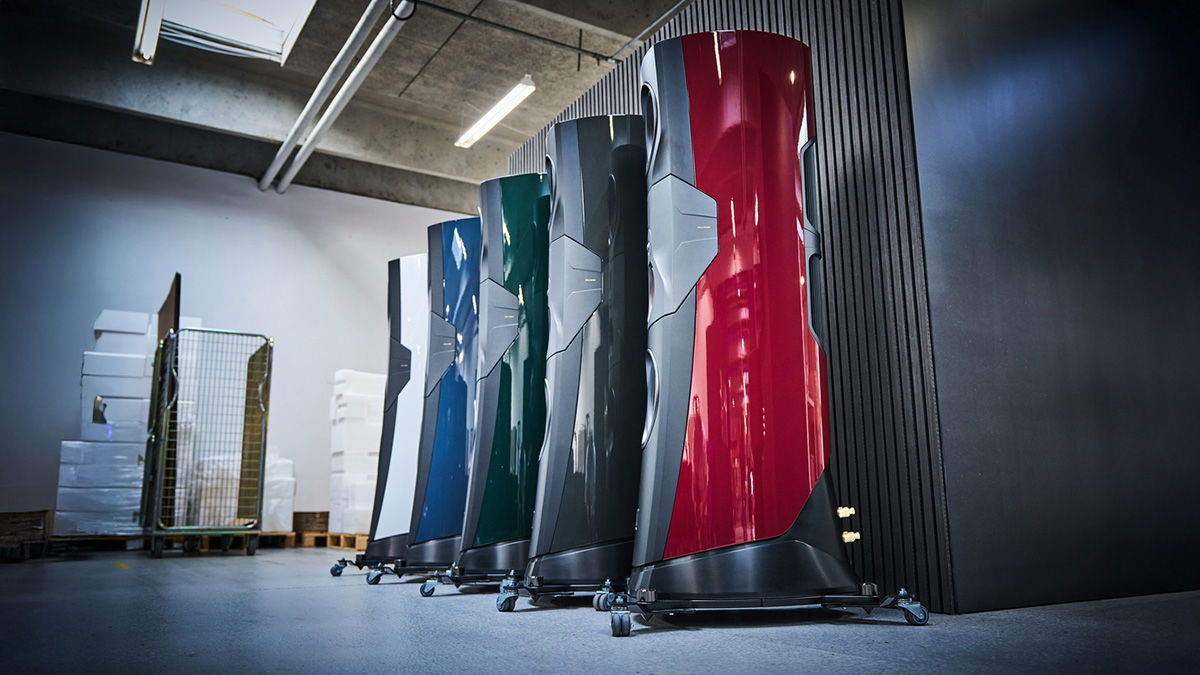 DALI viste de gala al KORE, su altavoz insignia, con nuevos y atrevidos colores