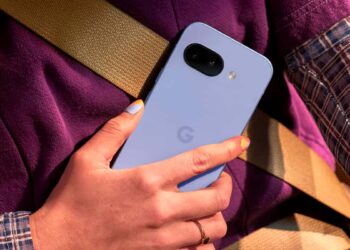 Uso del Pixel 9a de color lila