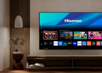 La Hisense U8Q de 65 pulgadas, MiniLED con hasta 5000 nits, está a precio de locura y con regalo para cerveceros