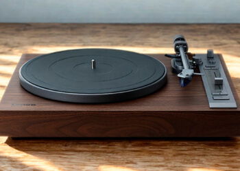 Lenco llega cargado a la IFA 2025 nuevos tocadiscos para varios tipos de usuario, altavoces estéreo y hasta una radio