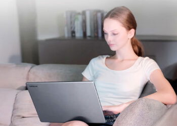 Si necesitas un portátil pero tu cartera está bajo mínimos, echa un ojo a este Ninkear A15 Pro por menos de 300 euros