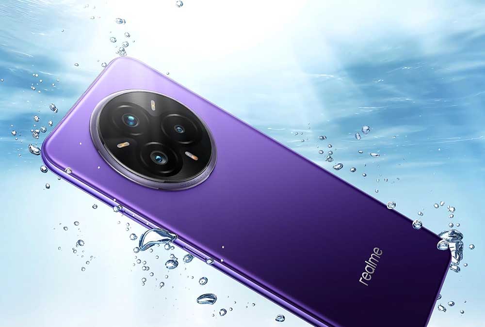 realme 14 Pro Plus sumergido en agua