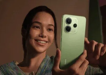 Teléfono Redmi Note 14 5G de color verde