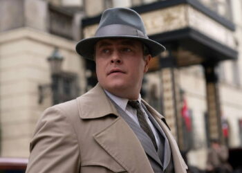 Esta nueva serie al estilo Sherlock Holmes acaba de llegar a Disney+