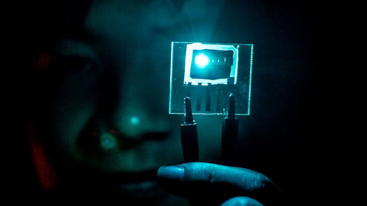 CSOT se lanza a por los OLED gigantes con impresión por tinta: nueva inversión para revolucionar el mundo