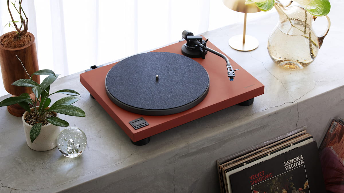 Technics SL-40CBT: el tocadiscos que mezcla sonido clásico y Bluetooth