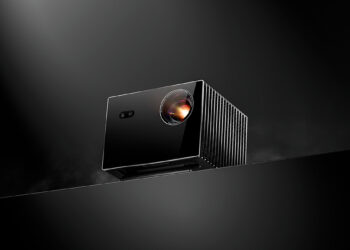 Valerion mejora el proyector VisionMaster Max: negros más profundos e imagen sin efecto arcoíris