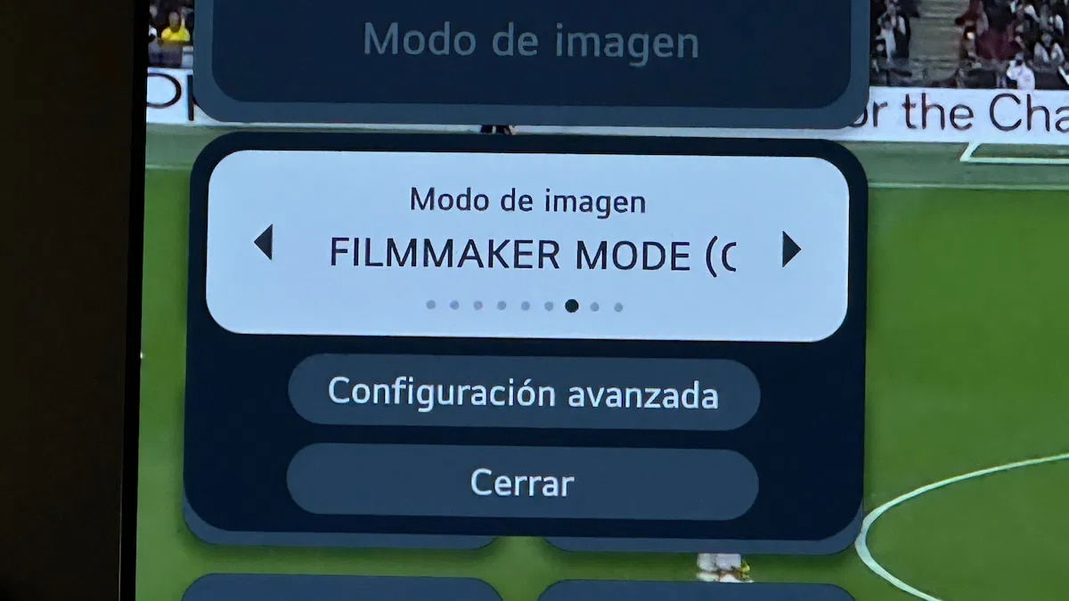 Filmmaker Mode 1.1 ya está aquí: tu televisor por fin ajustará la imagen si tienes el salón iluminado