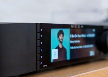 MOON 371, un amplificador en red que estrena la nueva Compass Collection