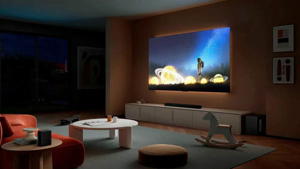 Un televisor gigante a precio inimaginable: la TCL C855 QD-MiniLED de 85 pulgadas con un 40% de descuento