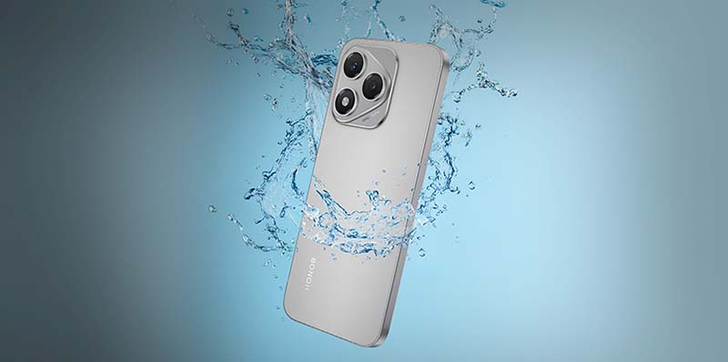 Honor 400 Lite 5G sumergido en agua