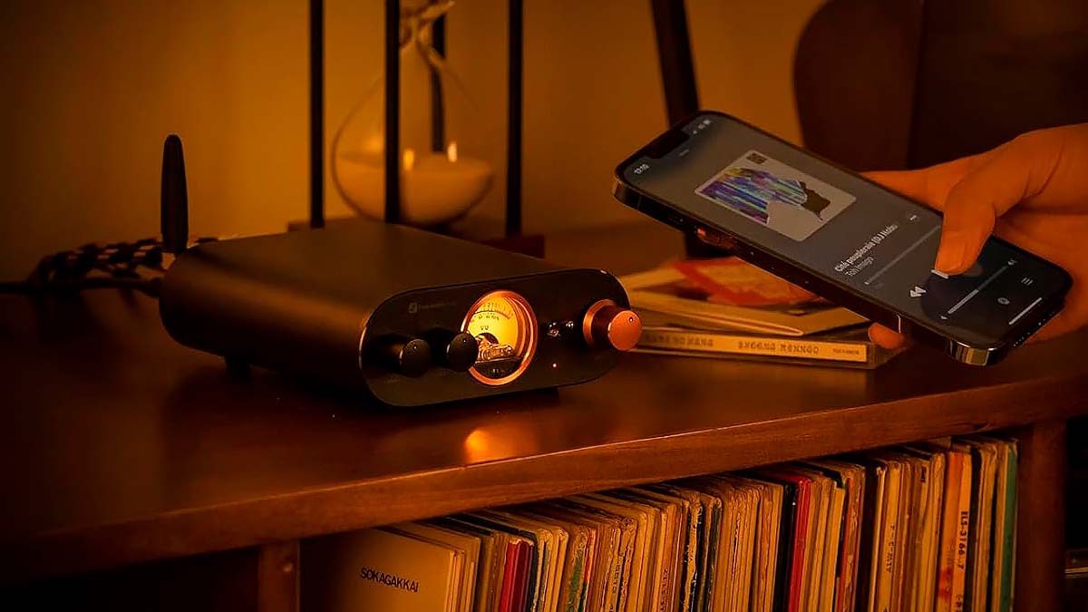 El amplificador vintage Fosi Audio MC101 con medidor VU derrumba su precio a 46 euros