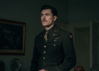 Callum Turner, el protagonista de la nueva serie de ciencia ficción de Apple TV+