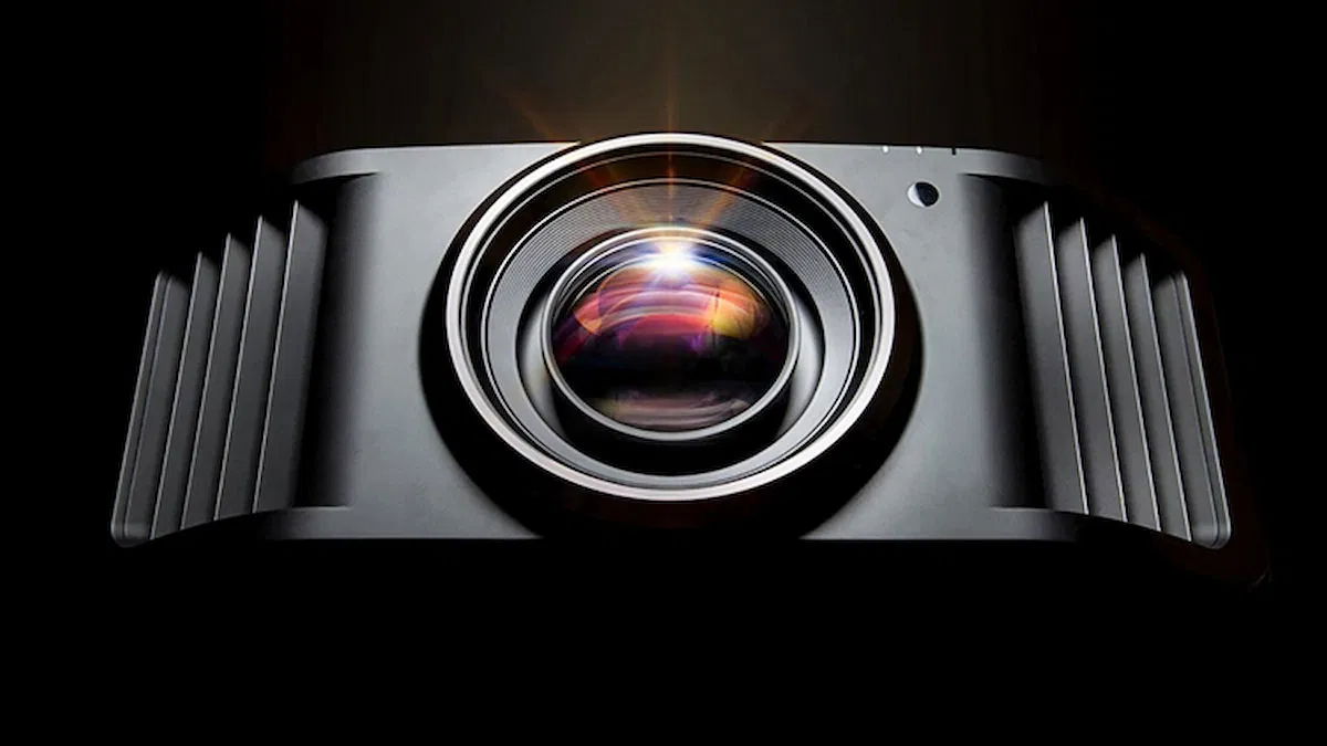 JVC actualiza sus proyectores D-ILA con HDR Vivid, ALLM y otras mejoras importantes