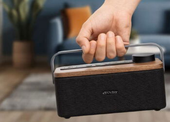 JVC Kenwood SP-WS10BT: el altavoz portátil que hace que por fin se entiendan los diálogos del televisor