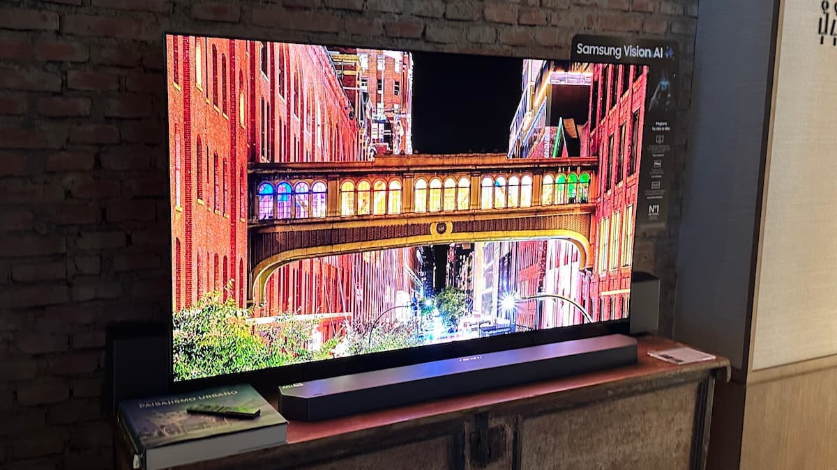 Samsung S95F de 65 y 77 pulgadas, da el salto a QD-OLED desde 1340 euros con el televisor flagship de Samsung