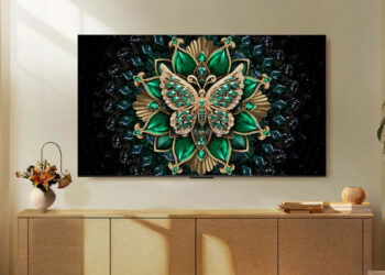 La gigantesca TCL C6K de 85 pulgadas con su panel QD-MiniLED se queda en poco más de 1000 euros con esta gran oferta