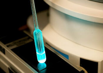 Universal Display pone fecha al sueño PHOLED azul: así serán los televisores de 2026