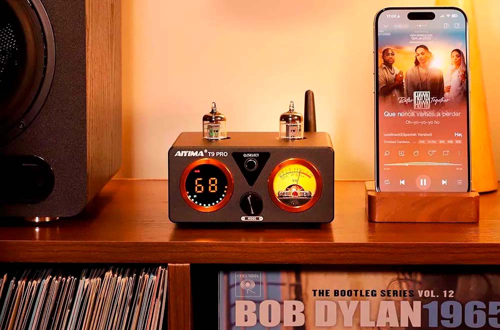 Frontal del amplificaador AIYIMA T9 PRO