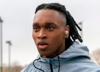 Uso de los auriculares Sony WF-1000XM5