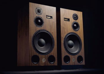 Emotiva Nostala LB12: estilo vintage e ingeniería moderna para estos altavoces cargados de nostalgia